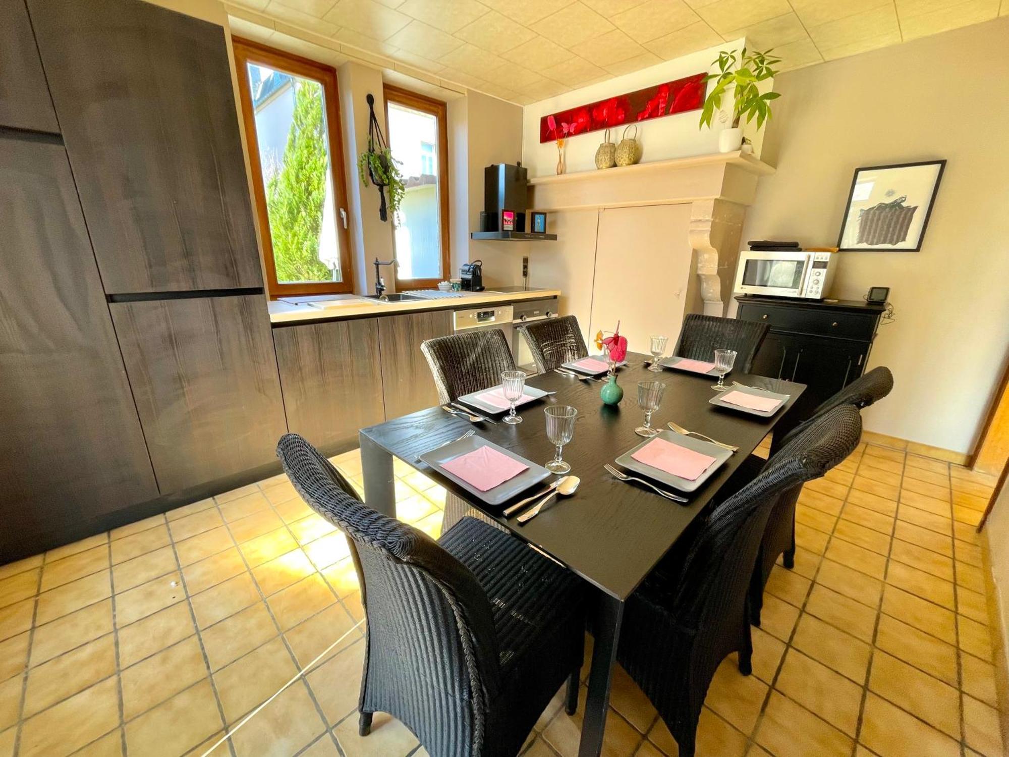 Homestay Villa O Virton Luaran gambar